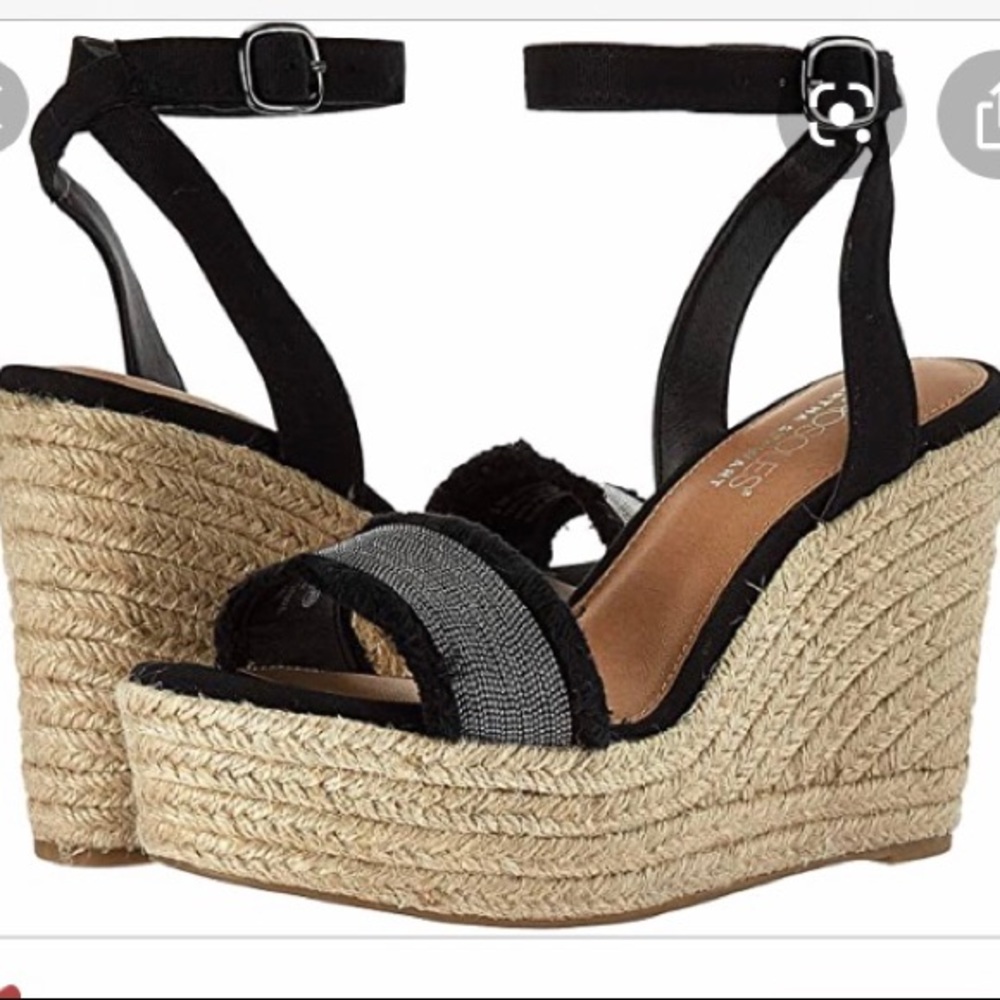Aerosoles Wedge Espadrilles Sandals in Black
